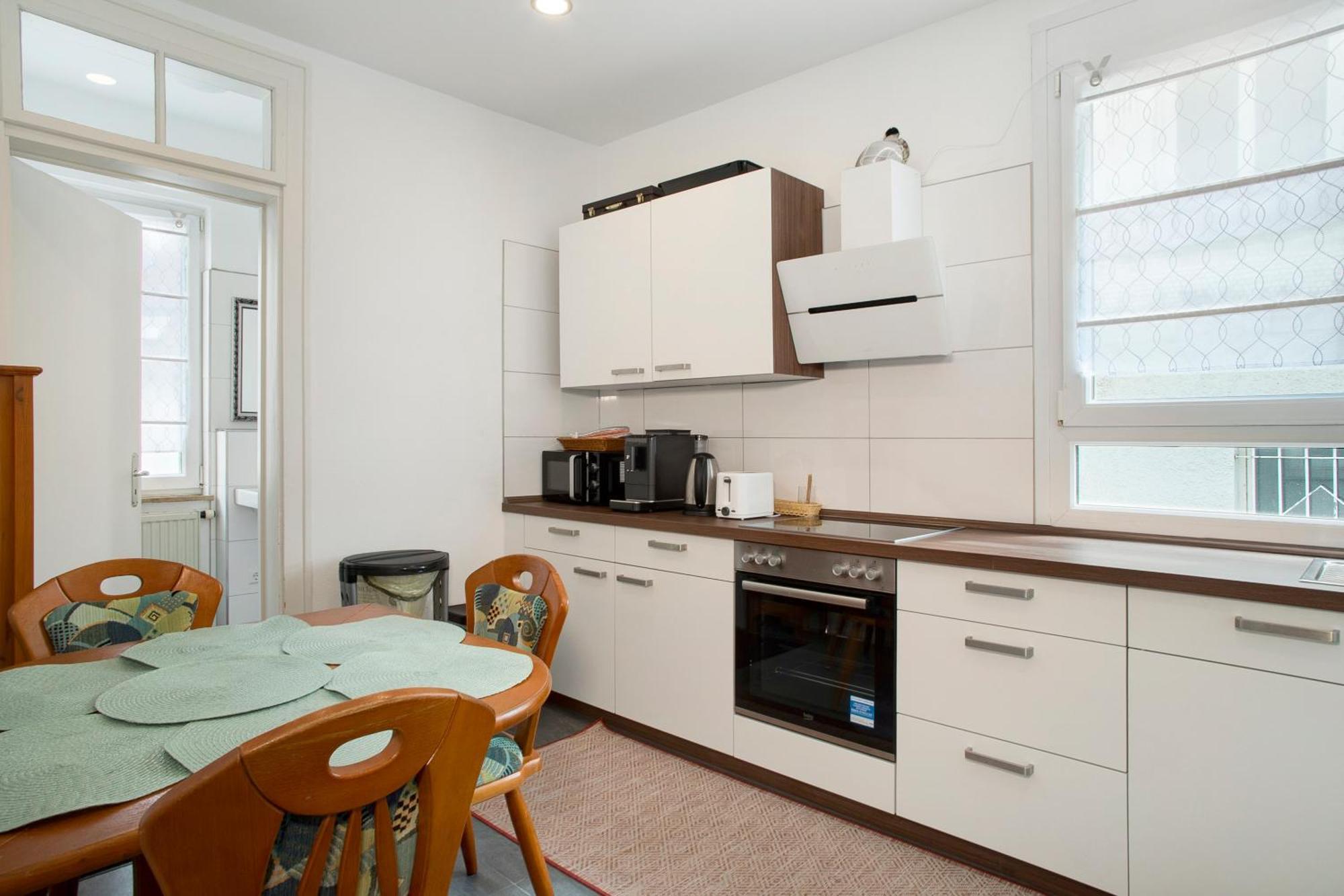 Apartment Siravit Am FDH